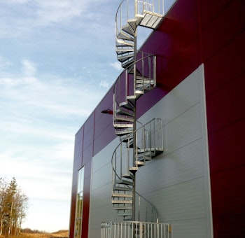 Spiraltrappa standard utomhus med durksteg Spiraltrappa standard utomhus med durksteg