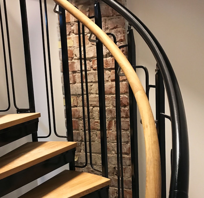 Childsafe railing with handrail in oak and wooden step surface