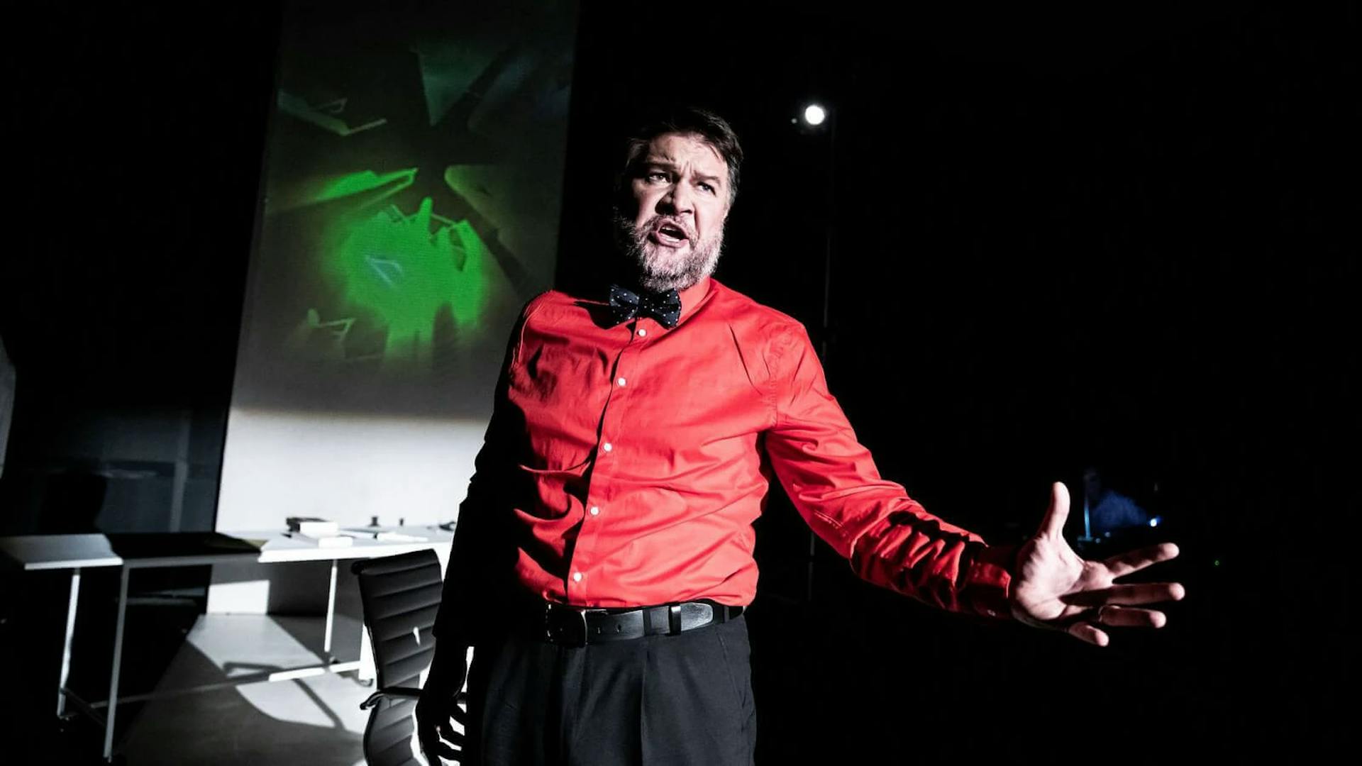 The man who mistook his wife for a hat