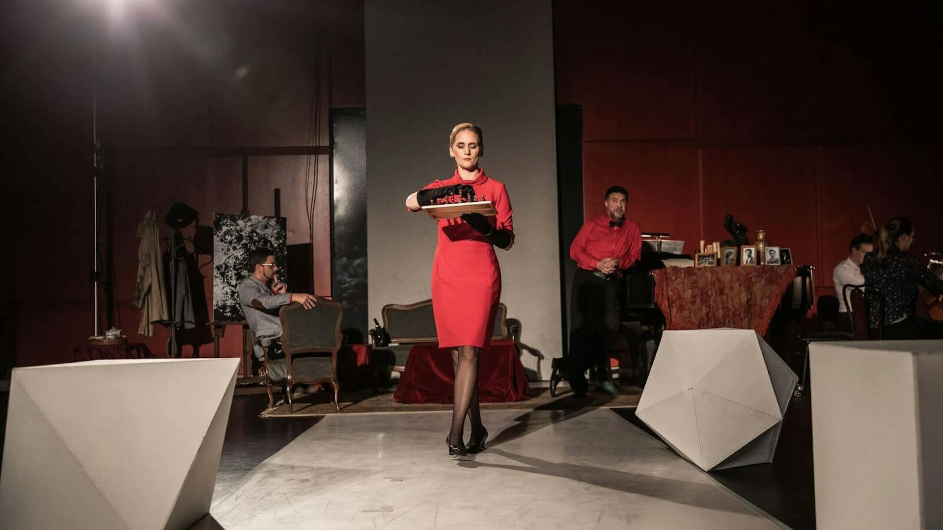 The man who mistook his wife for a hat