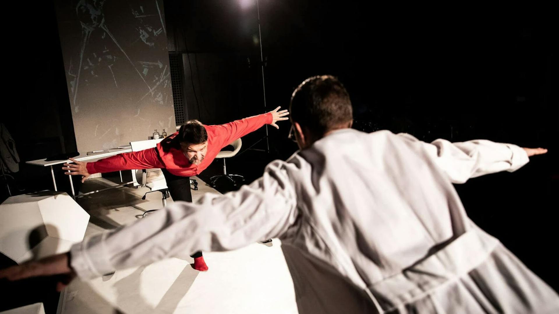 The man who mistook his wife for a hat