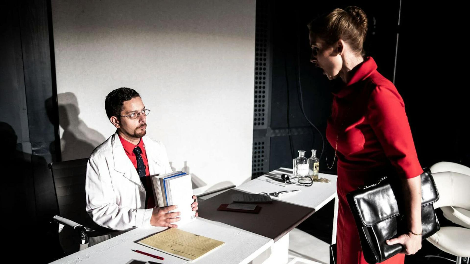 The man who mistook his wife for a hat