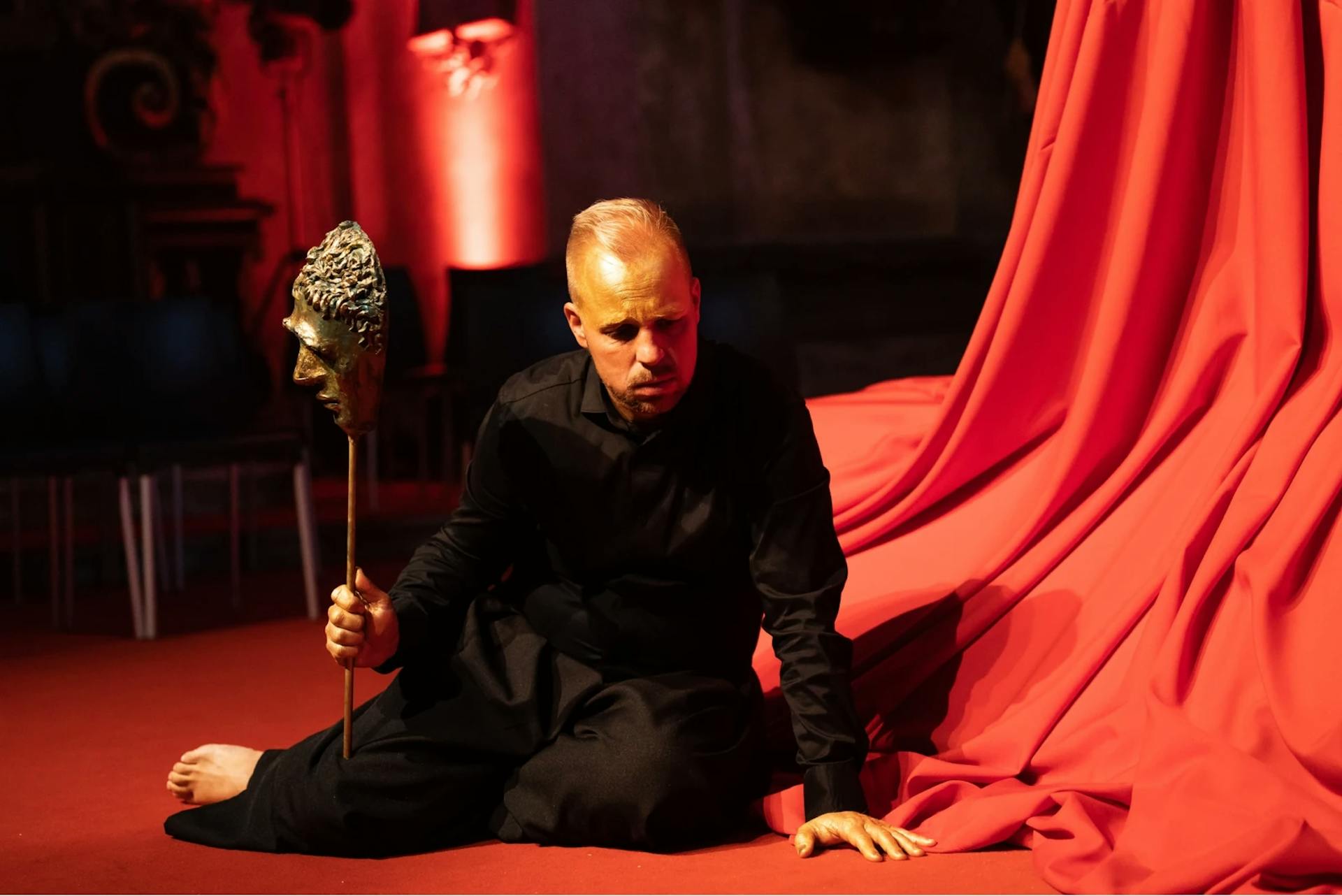 Aurora and the cricket