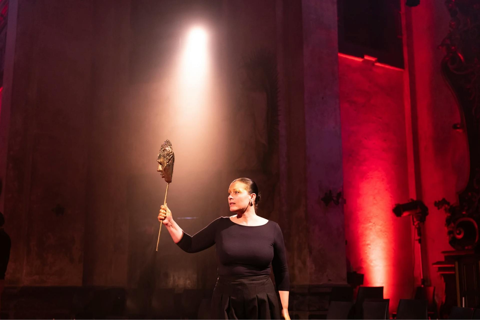 Aurora and the cricket