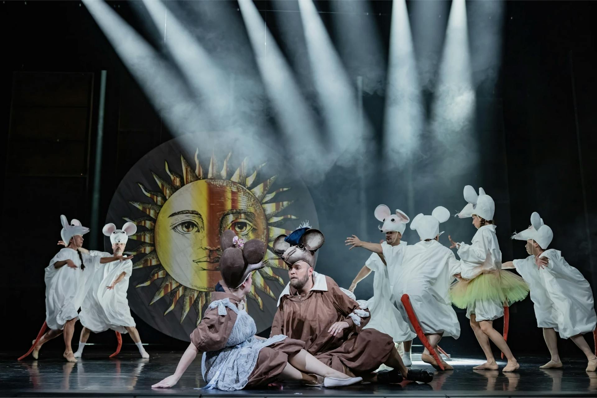 Mice in the opera house