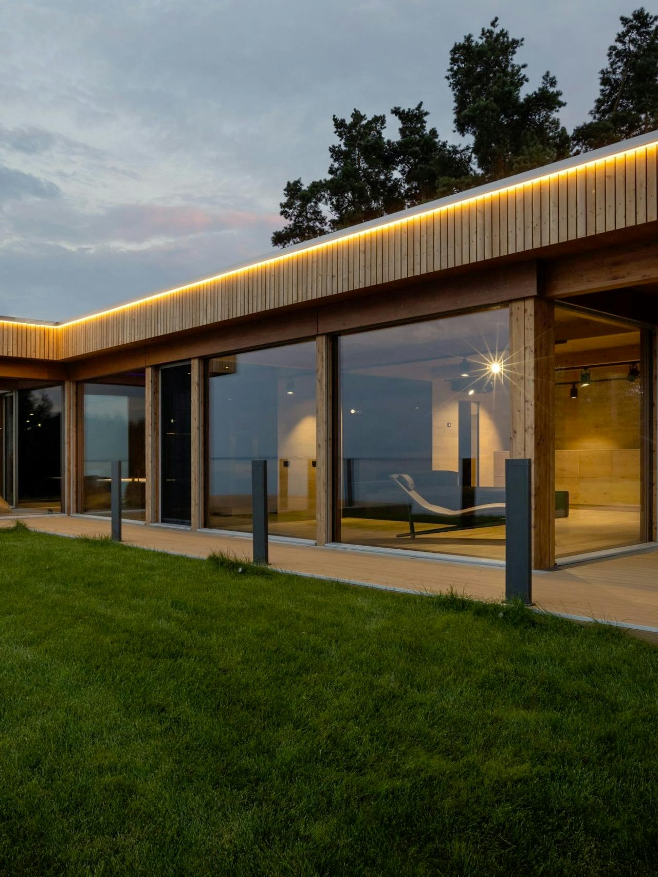 Holzvilla am See