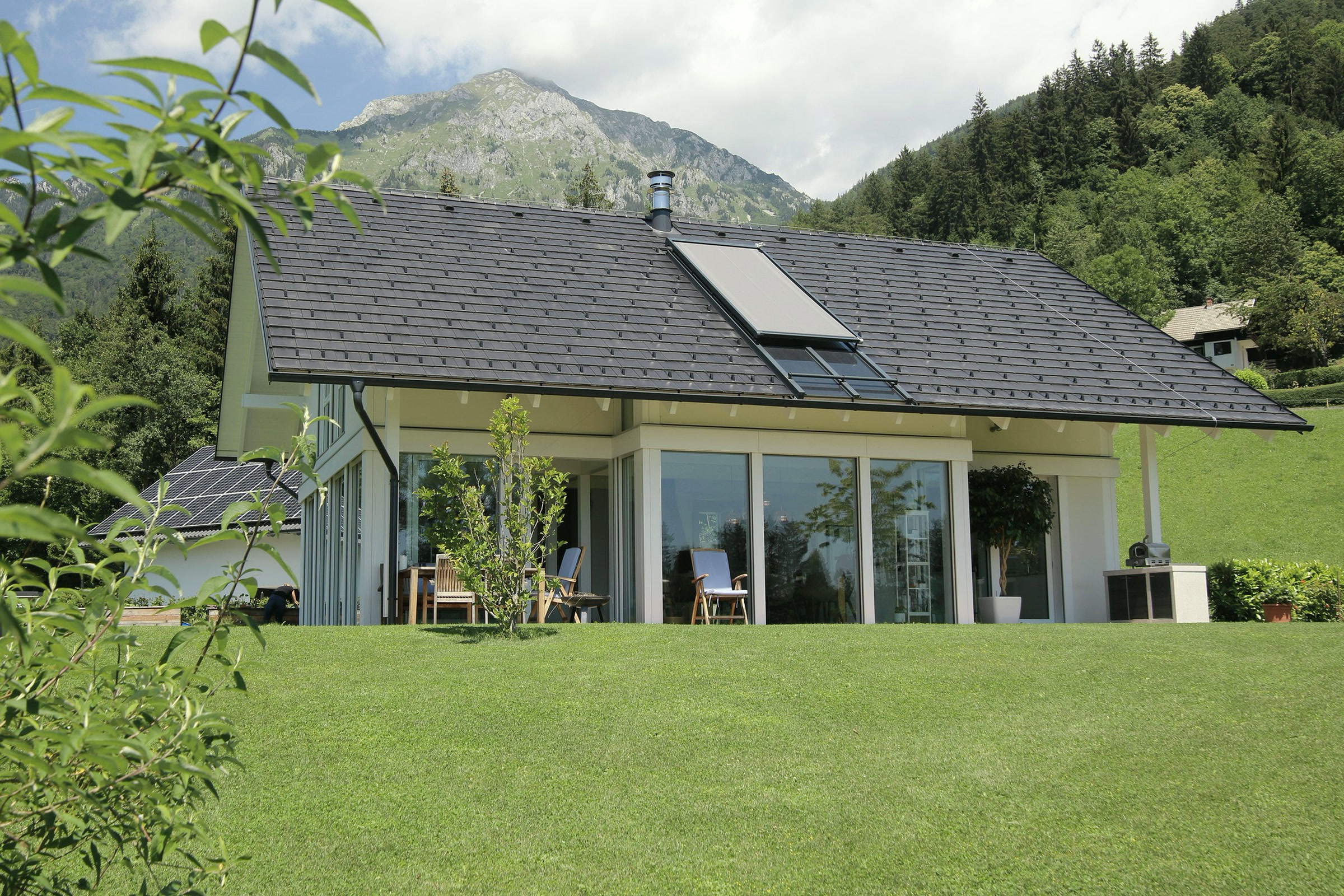 VITA NOVA Classic among the mountains