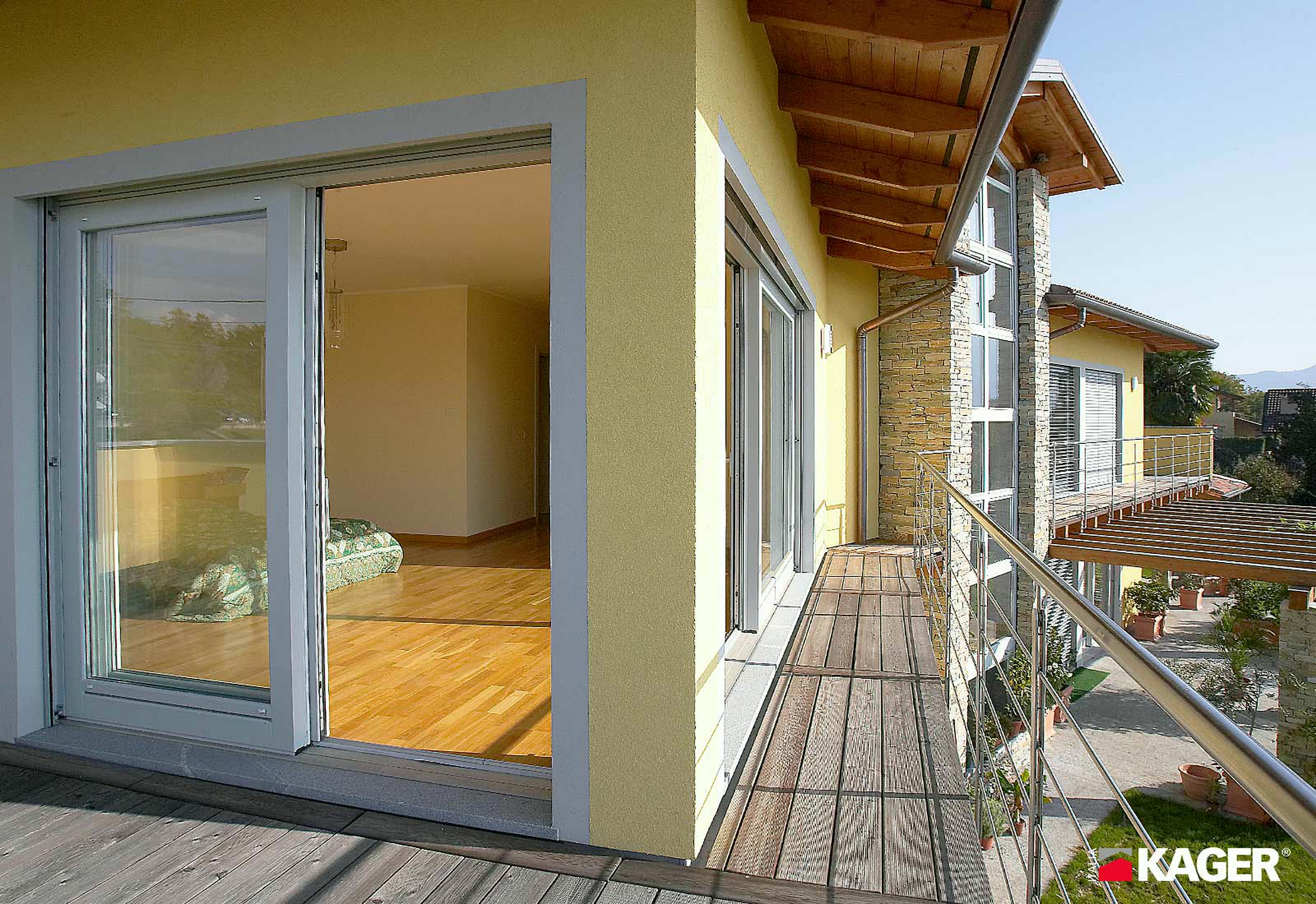 Holz-Glas-Haus