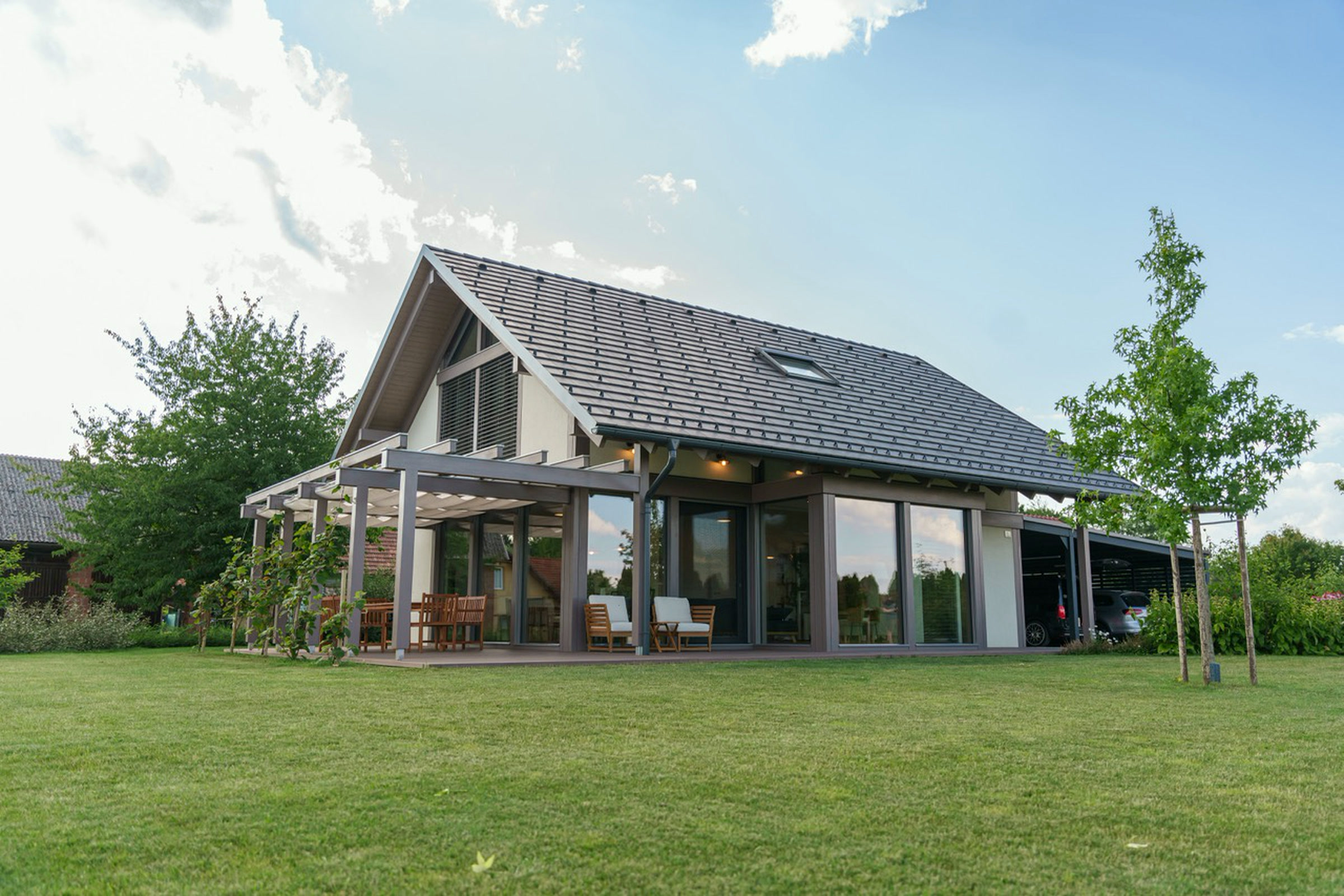 Casa in legno e vetro
