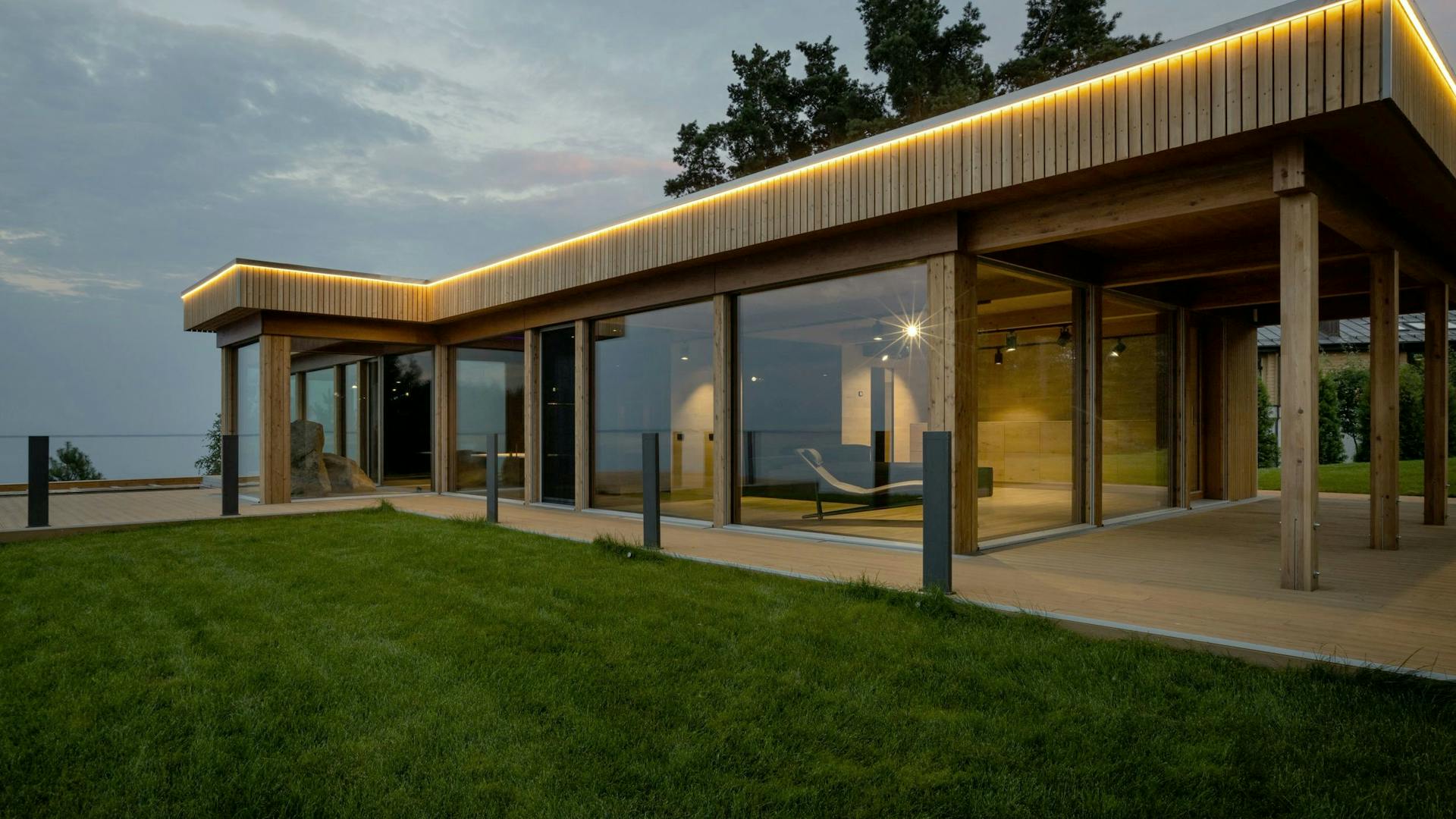 Holzvilla am See