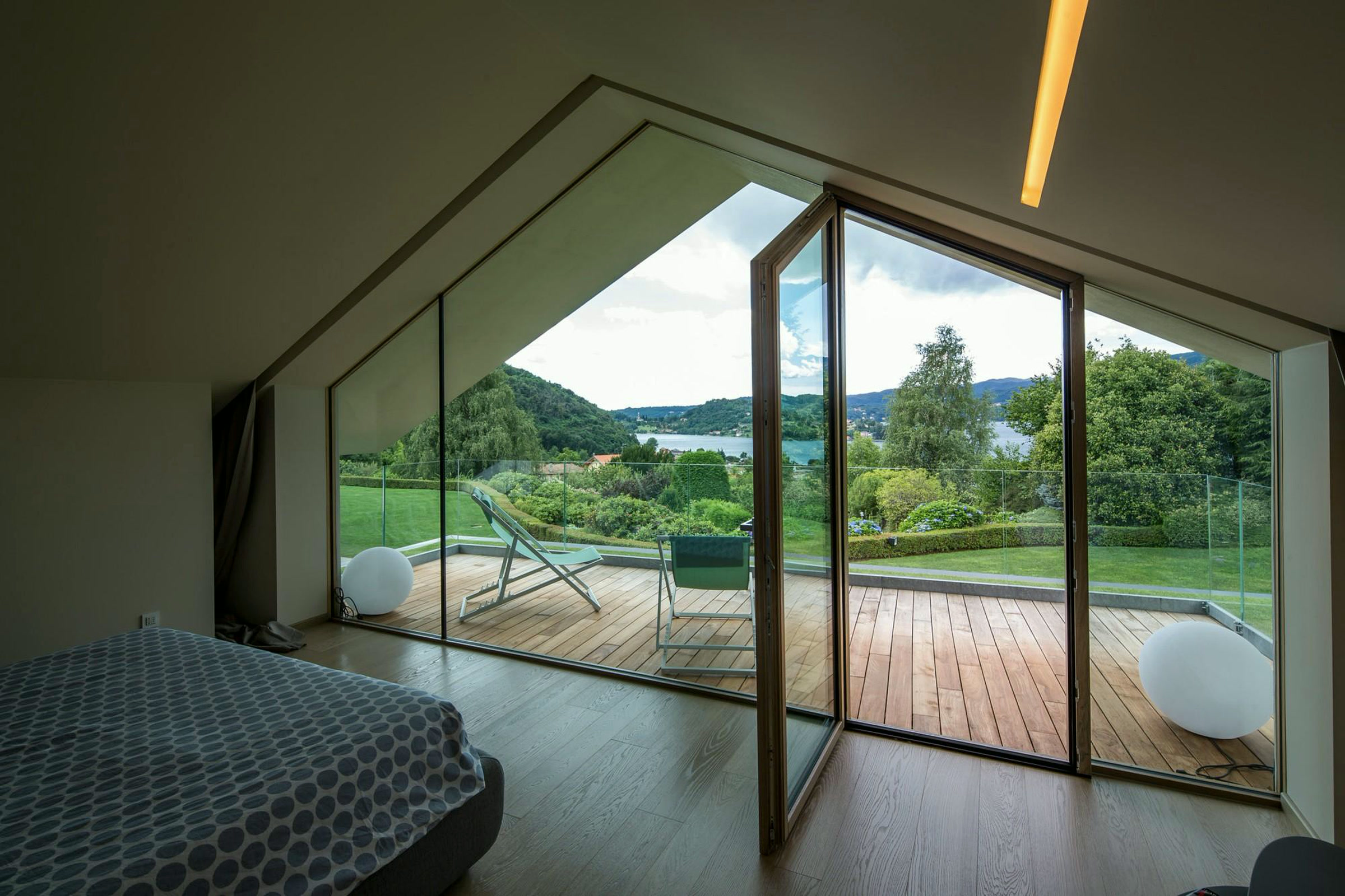 Villa Novara – interior and connection to the outdoors