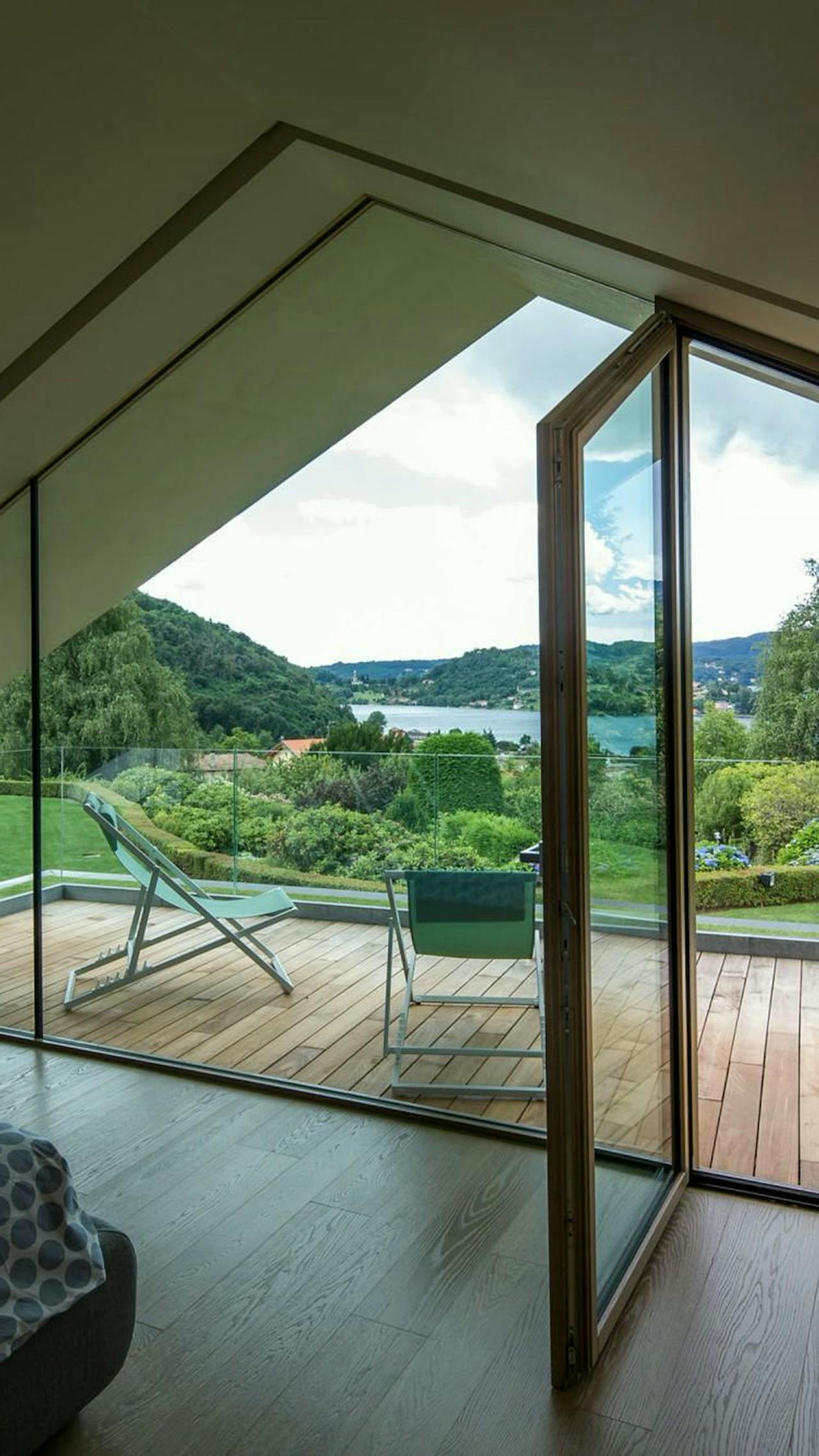 Villa Novara – interior and connection to the outdoors