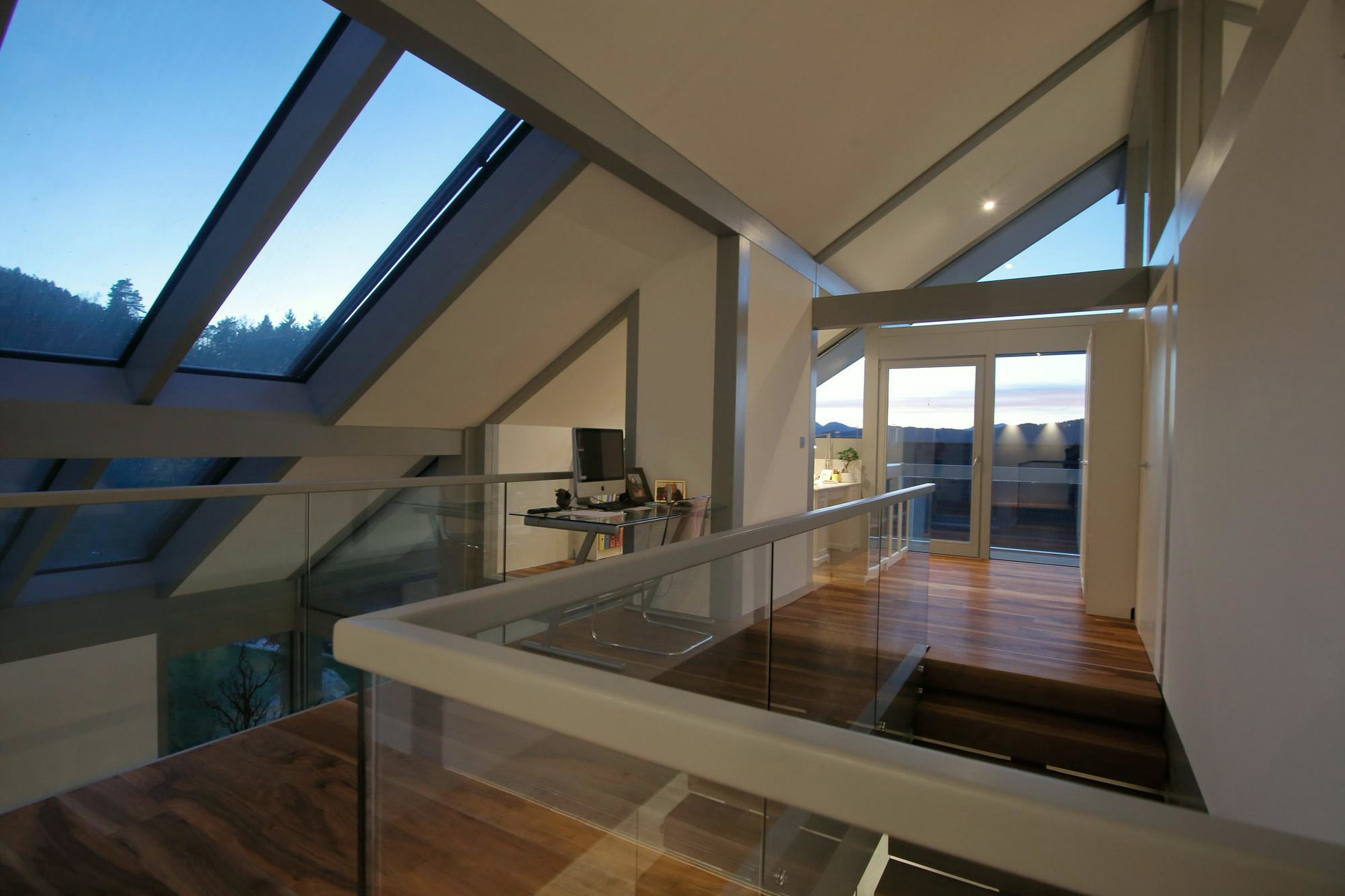 Holz-Glas-Haus