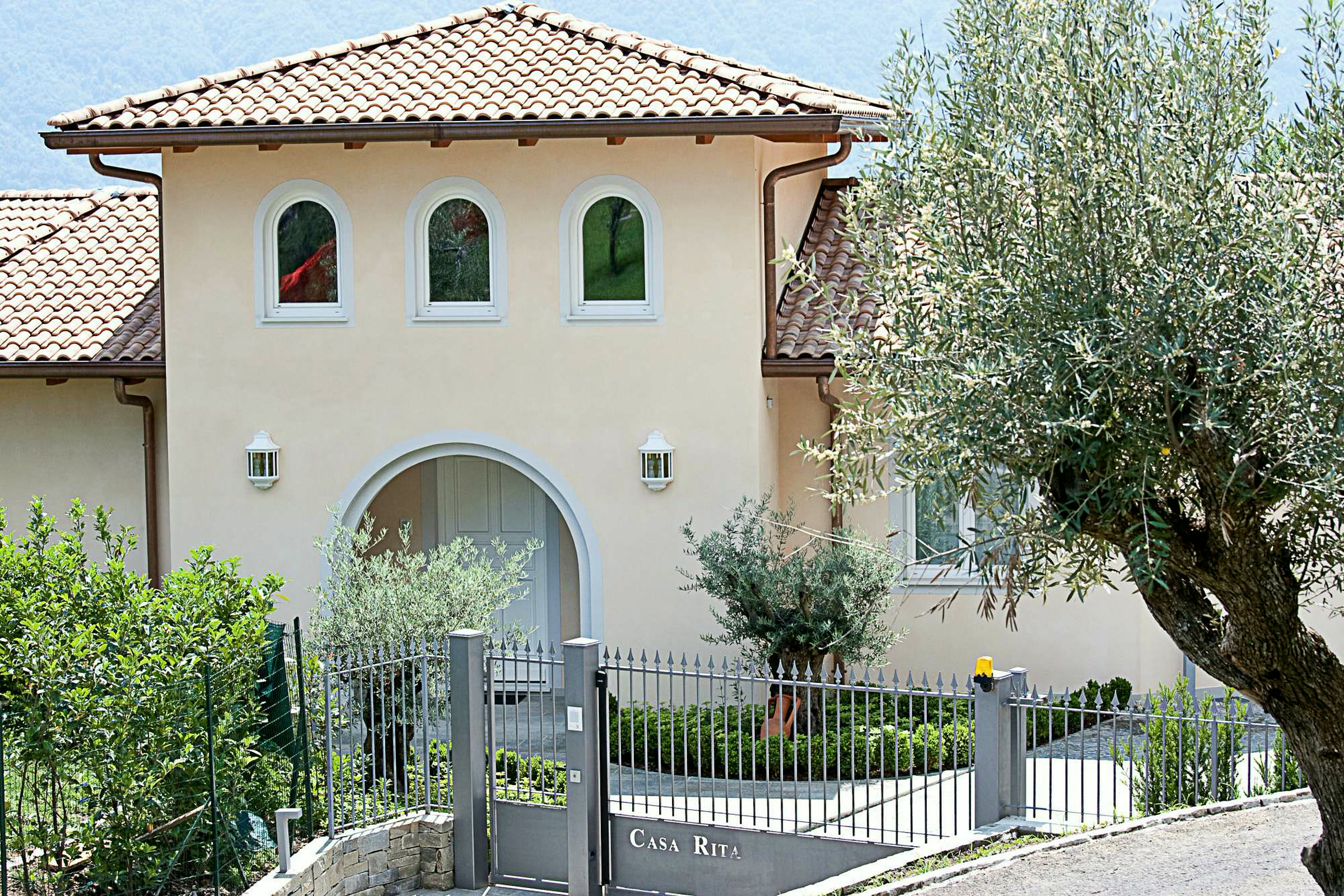 Villa Rita – interior and connection to the outdoors