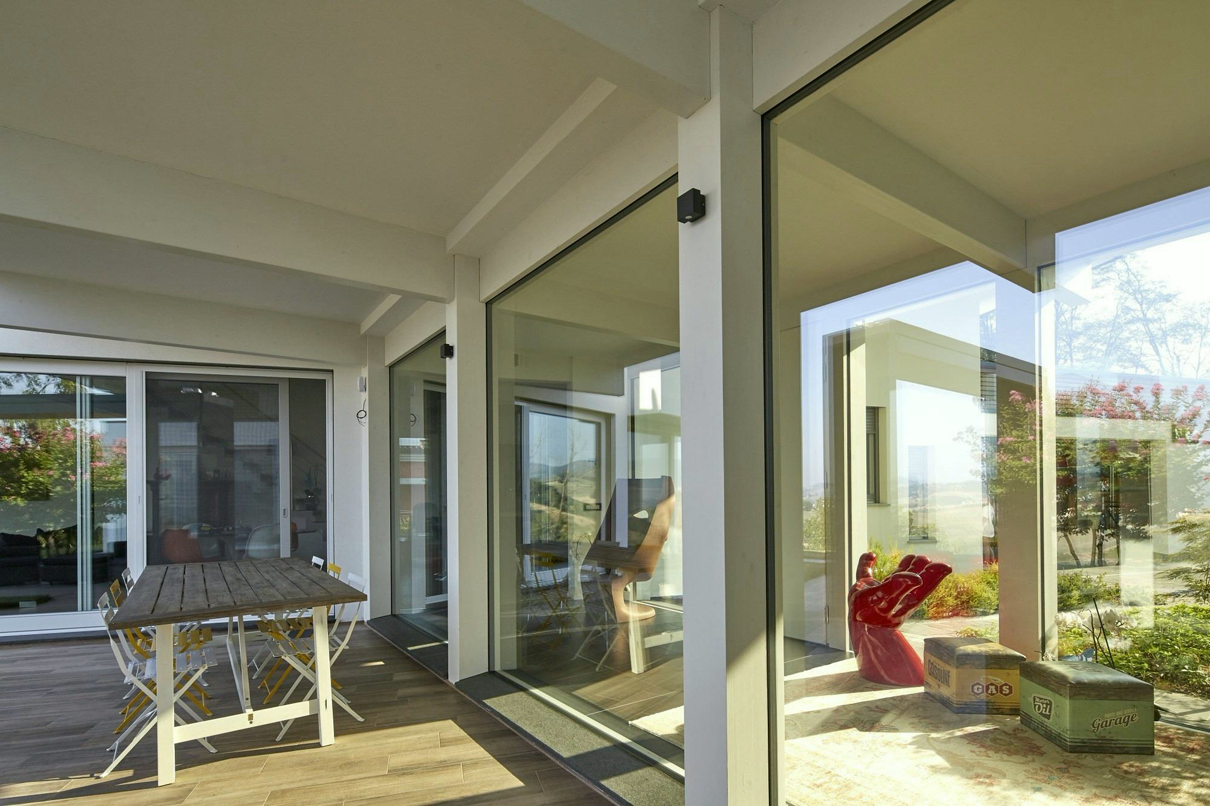 Villa Salsomaggiore Terme – interior and connection to outdoor spaces