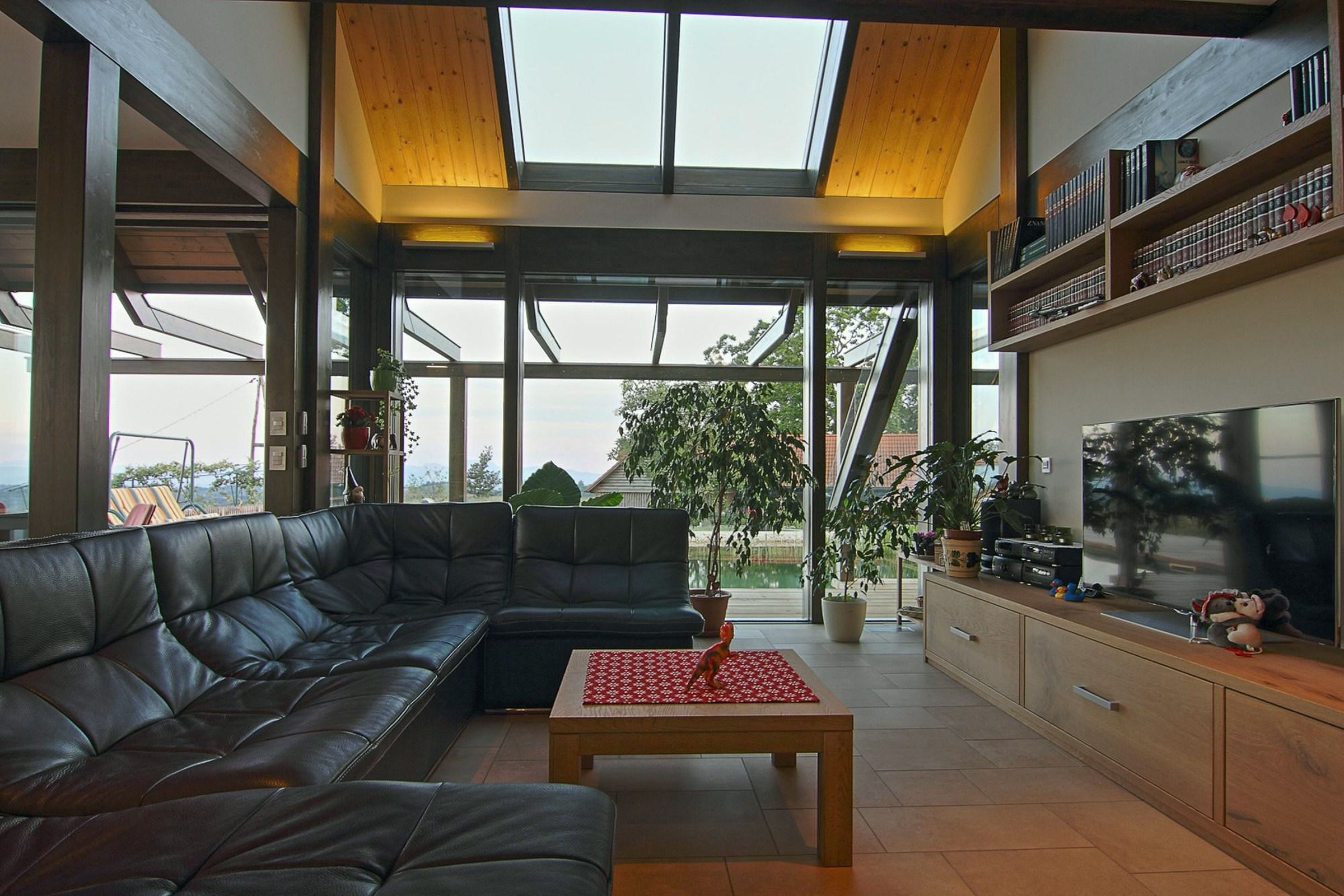 VITA NOVA Classic in Slovenske gorice – Haus im Abendlicht