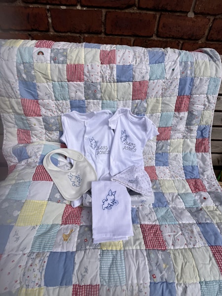 Baby clothes pack