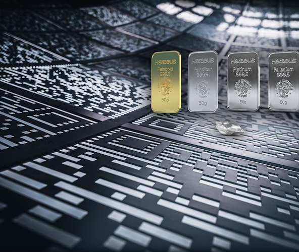 Auf der Innenseite einer Festplatte stehen die Edelmetalle und die Technologiemetalle, aus den Sparplänen von Golden Gates.