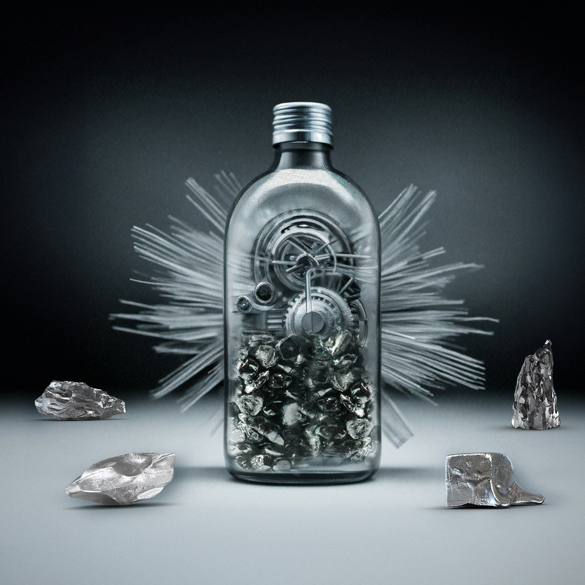 Vor einem dunklen Hintergrund auf einem hellen Untergrund steht eine Flasche mit Technologiemetallen und Zahnrädern. Von dem Glas gehen graue Kabel ab. Rings um die Flasche sind die vier Technologiemetalle aus dem Simple Sparplan aufgestellt.