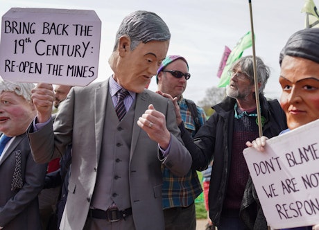 Rees-Mogg - a cheerleader for coal and fossil fuels (Via Wikimedia commons)