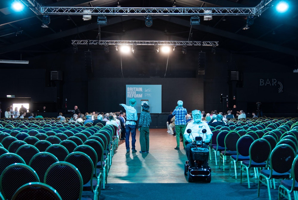 Almost empty Reform conference