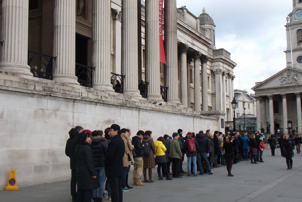 Queuing people