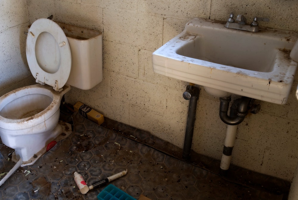 Dirty bathroom
