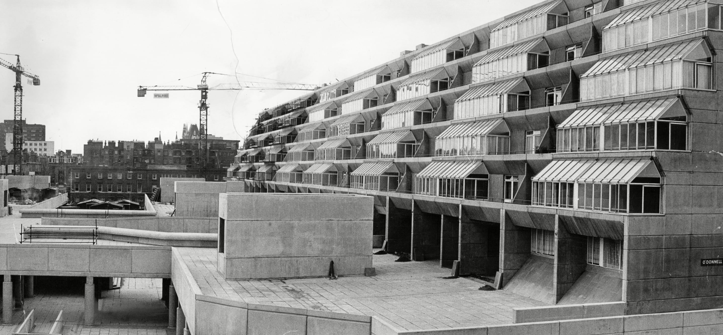 London social housing image