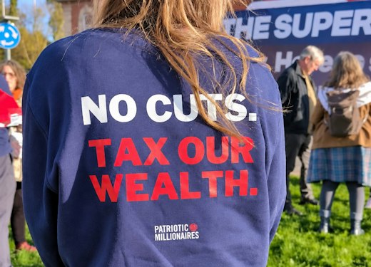 Patriotic millionaires visit Stroud