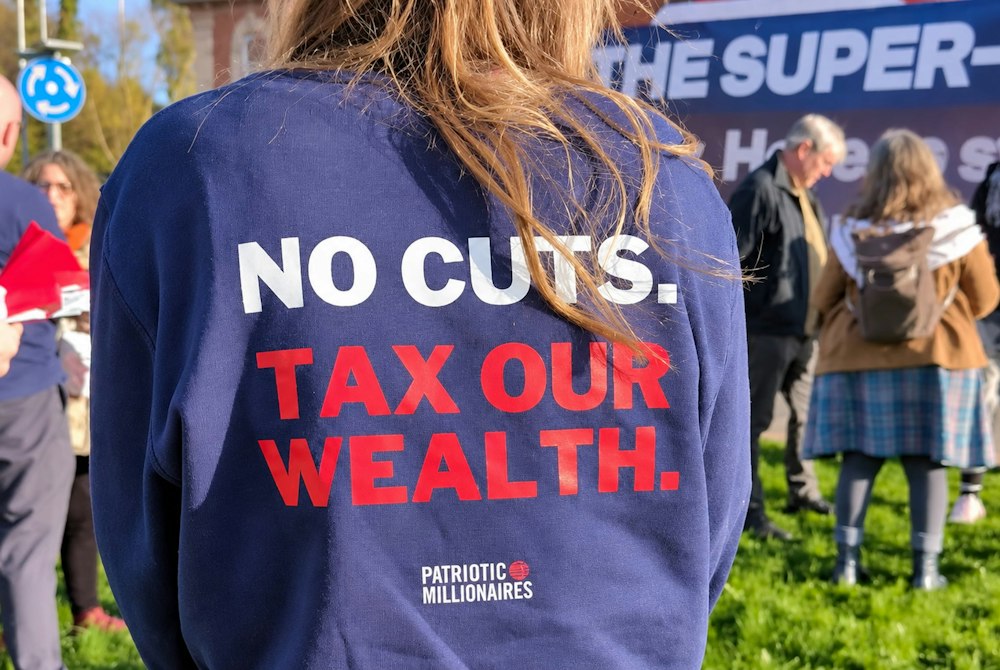 Patriotic millionaires visit Stroud