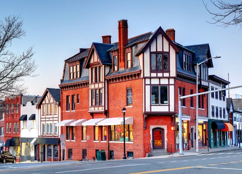 A brick building