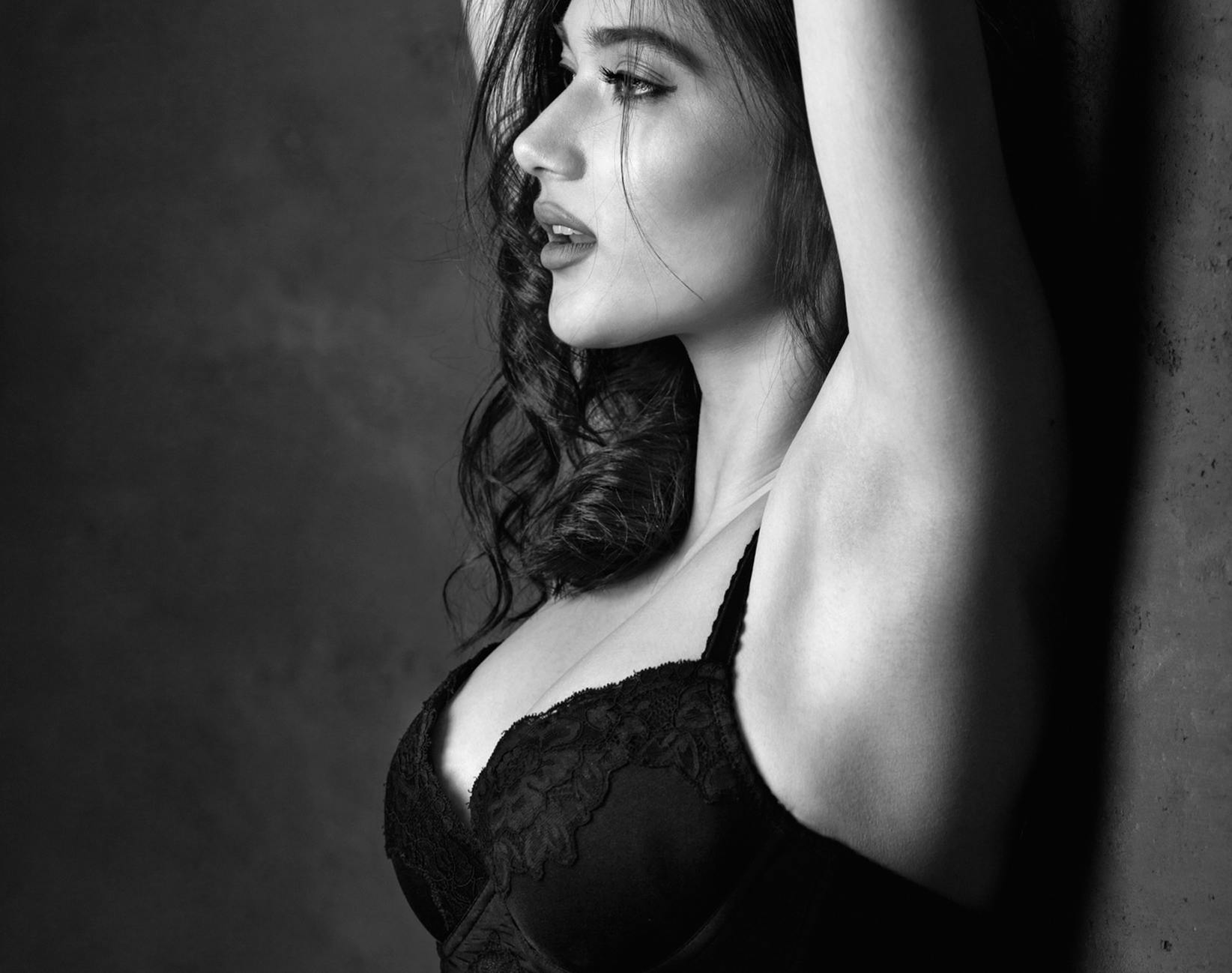 woman in black and white