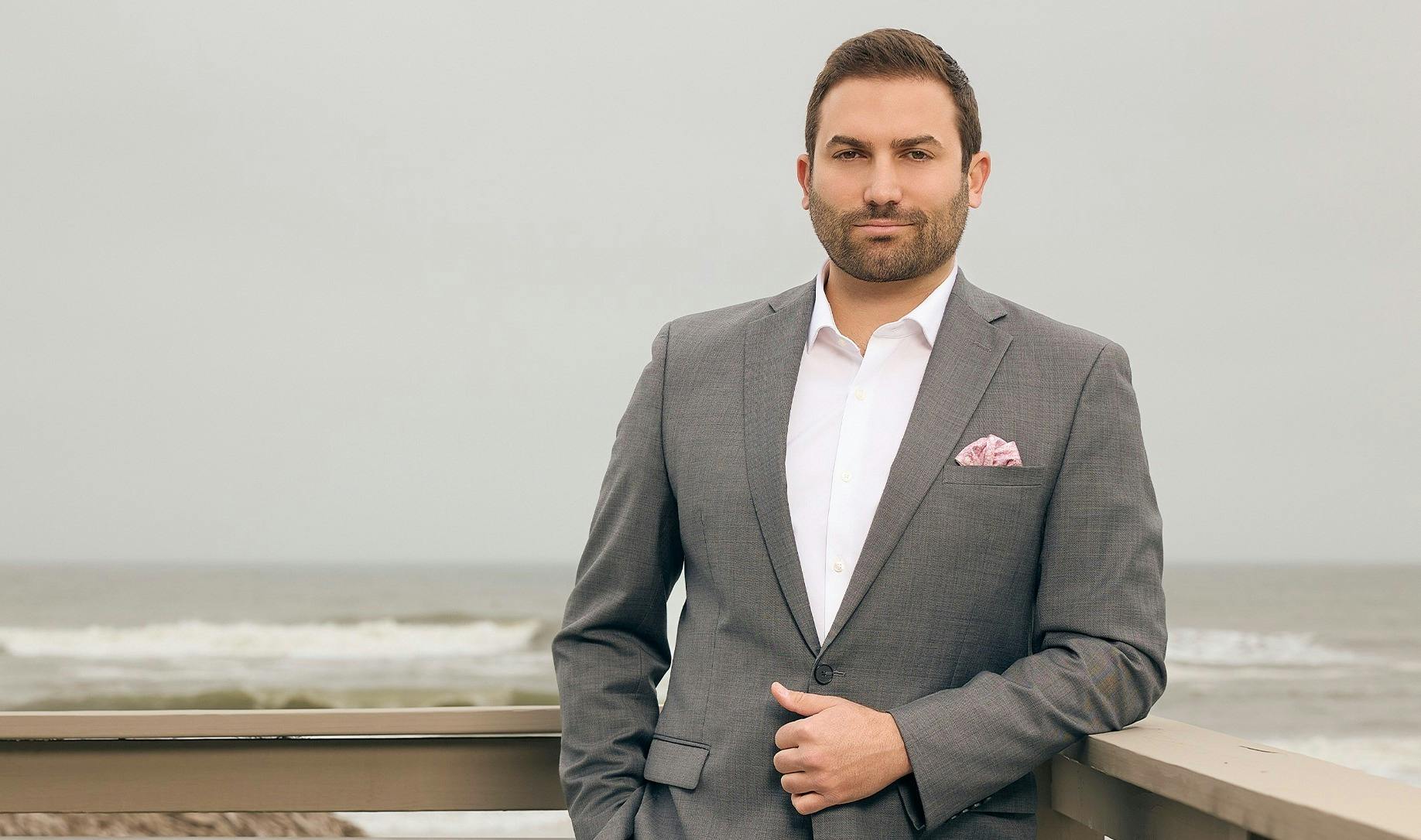 Dr. Jordan Bilezikian plastic surgeon in Jacksonville