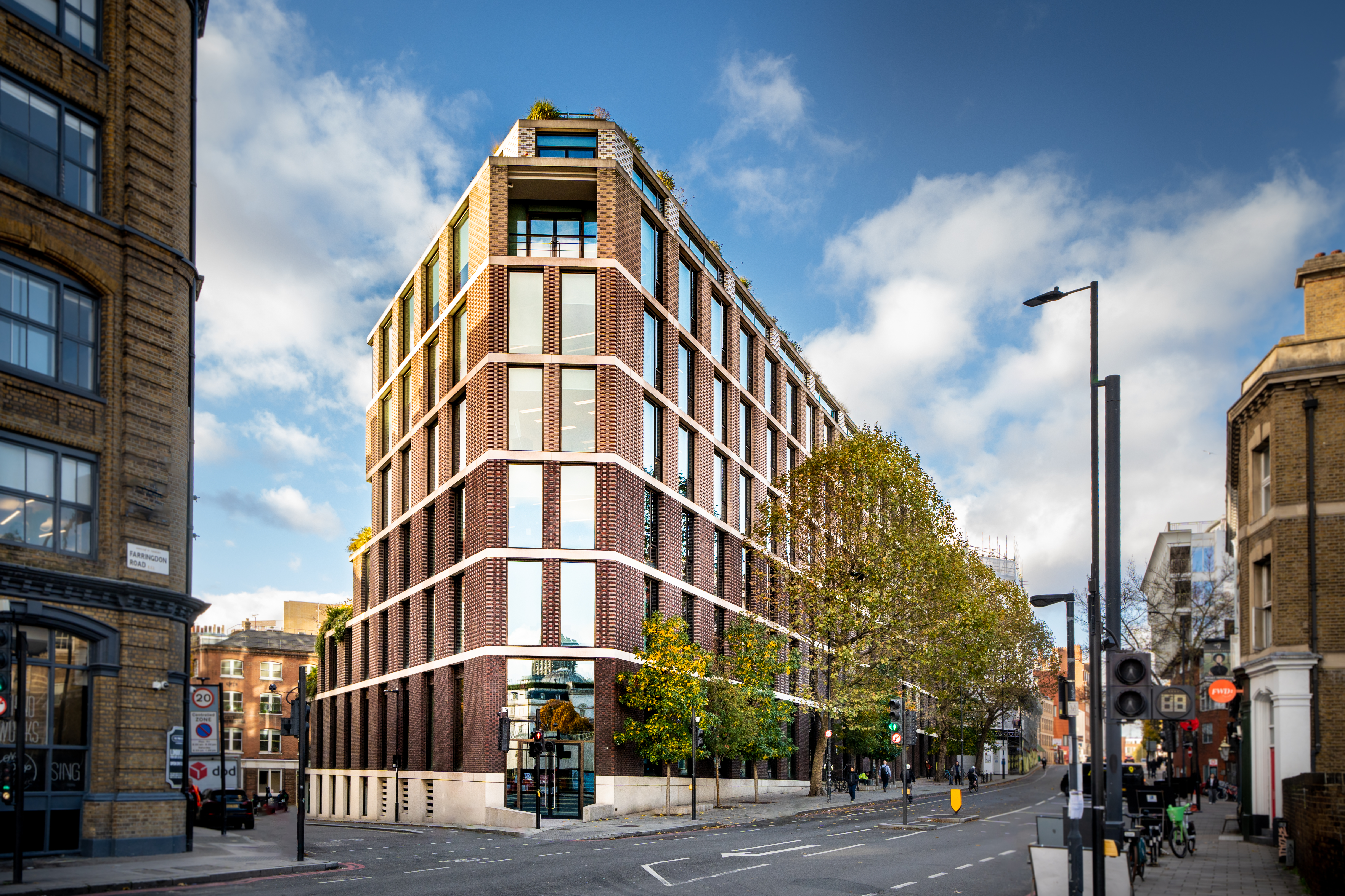 The Ray Farringdon