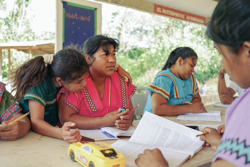 Book 13 study circle, Panama
