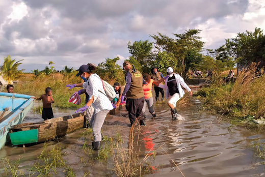 Relief efforts, Honduras