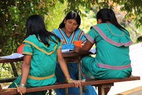 Women studying, Panama