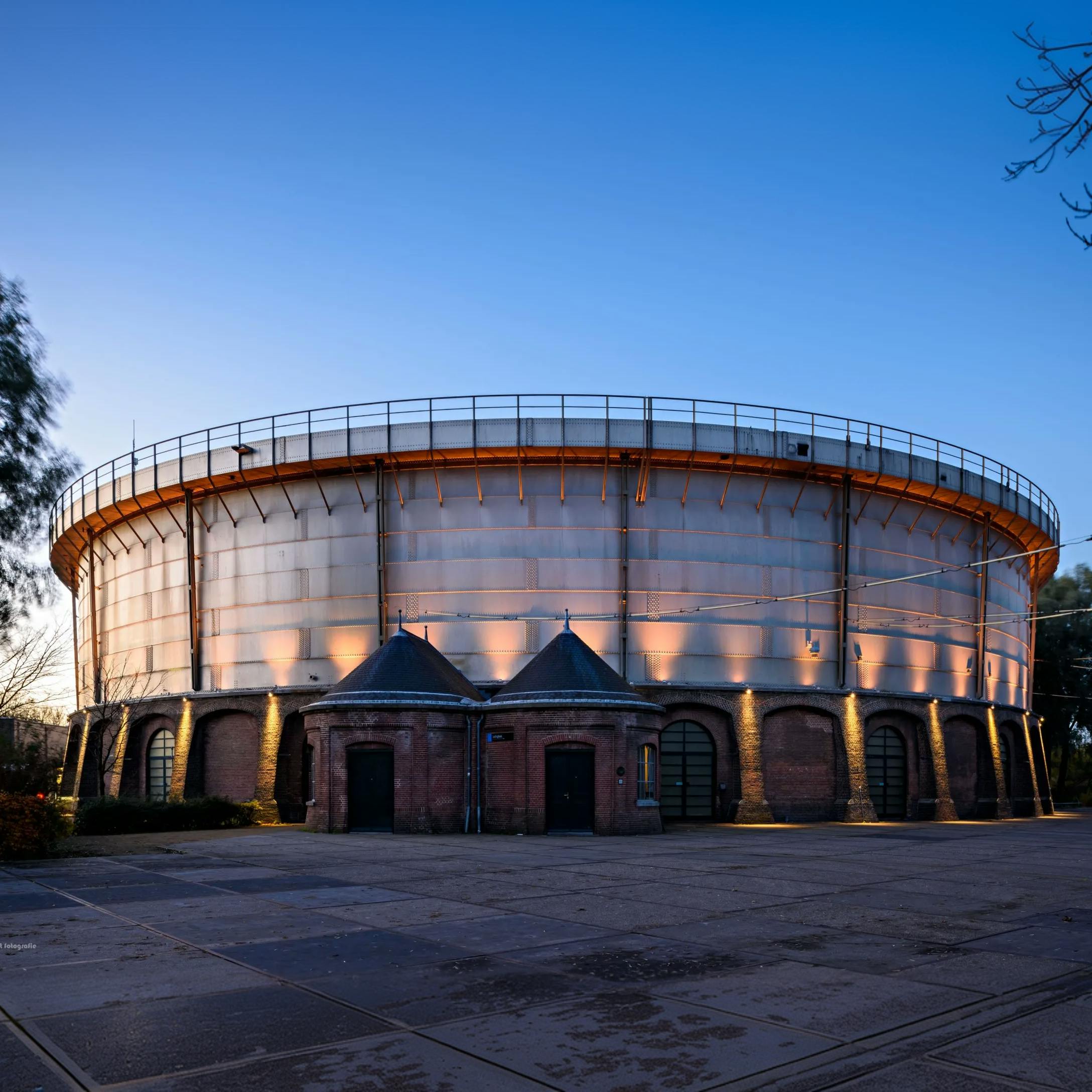 About Gashouder