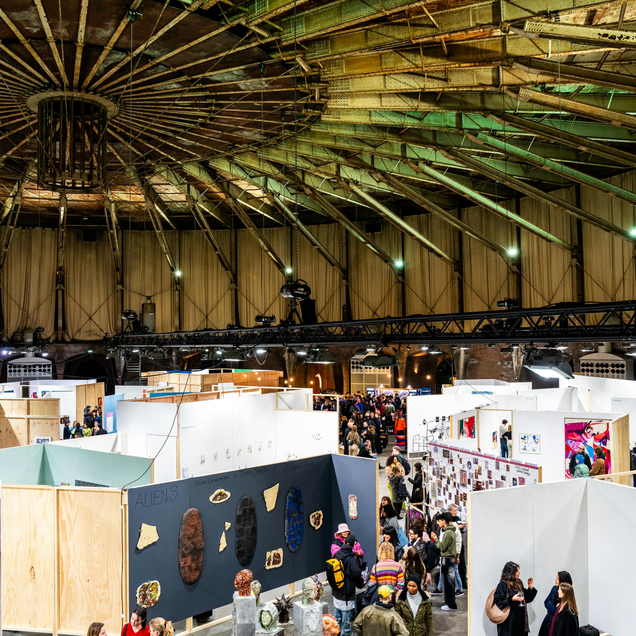 UNFAIR26 — Gashouder, Amsterdam