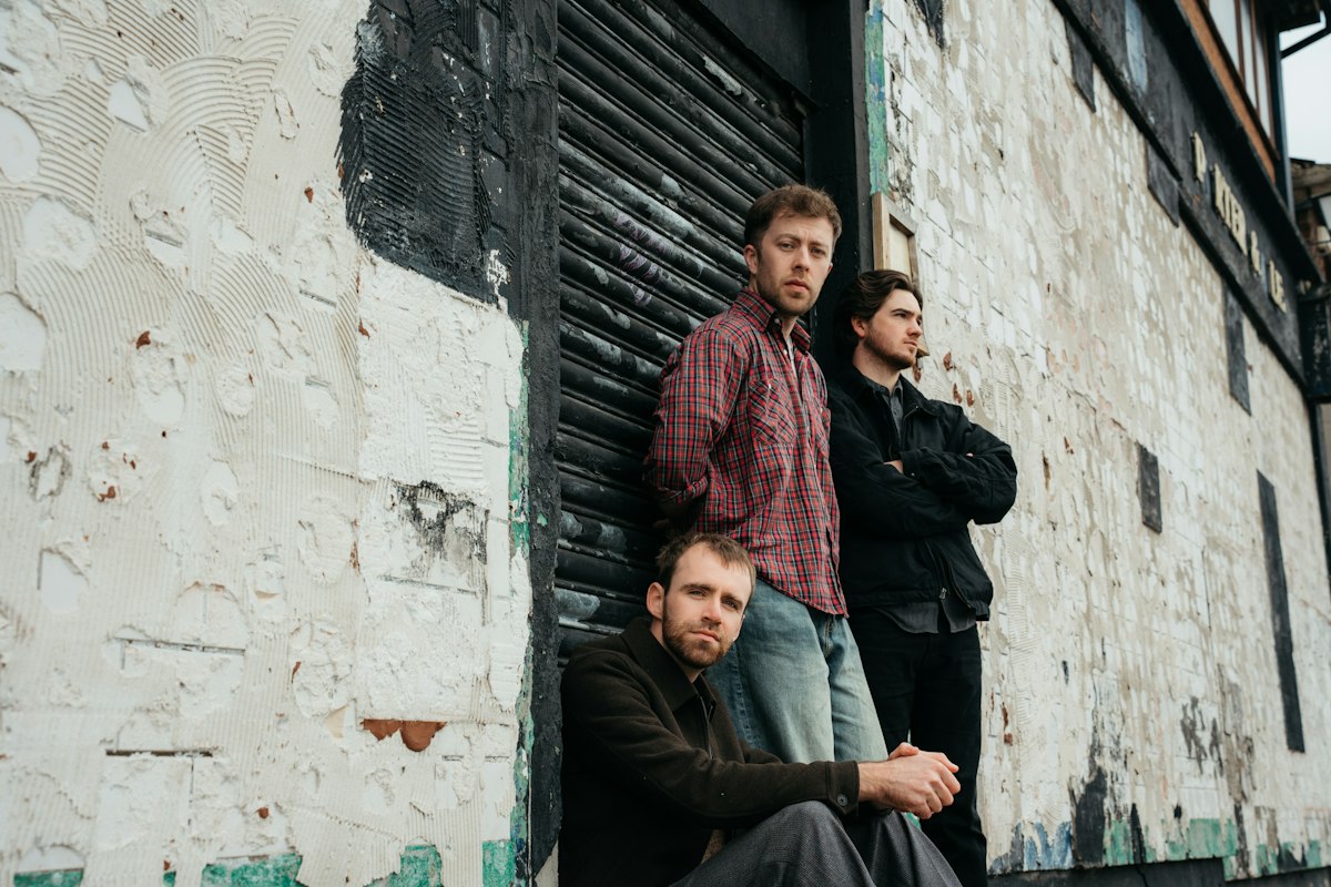 Cover image for Kingfishr