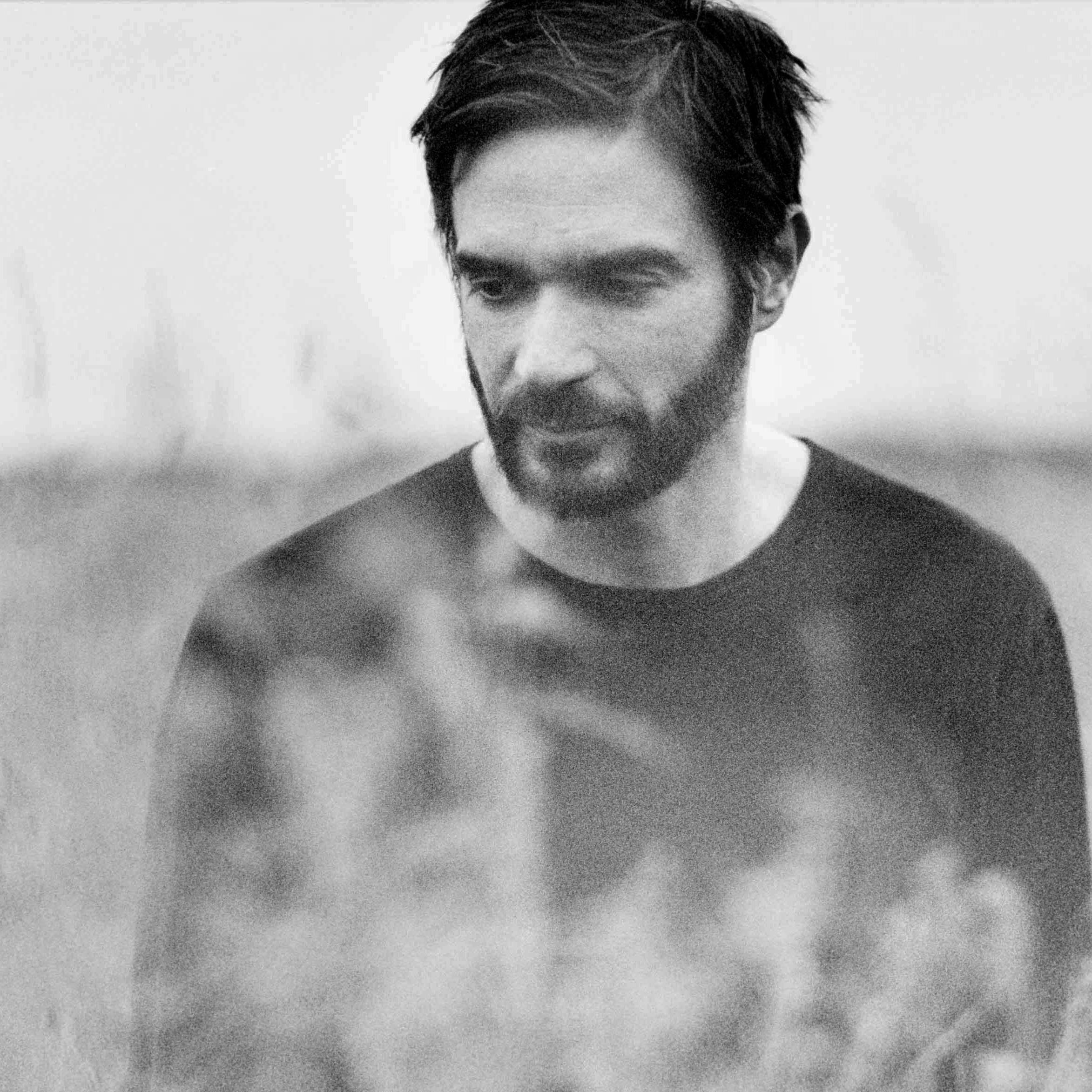 Jon Hopkins met Maddie Ashman en Leo Abrahams