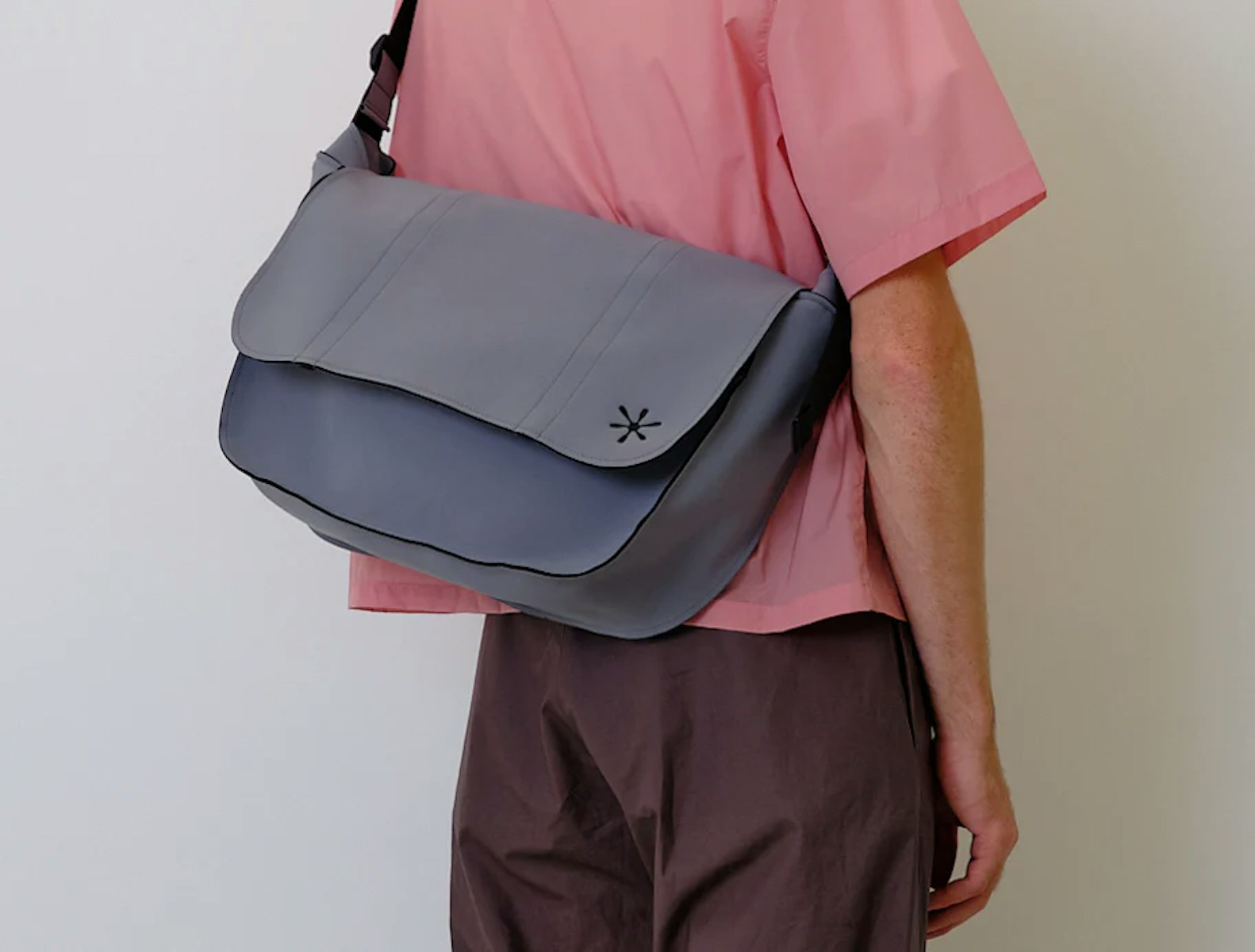 Momentary Detachment