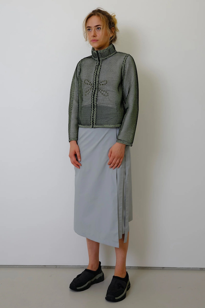 Momentary Detachment