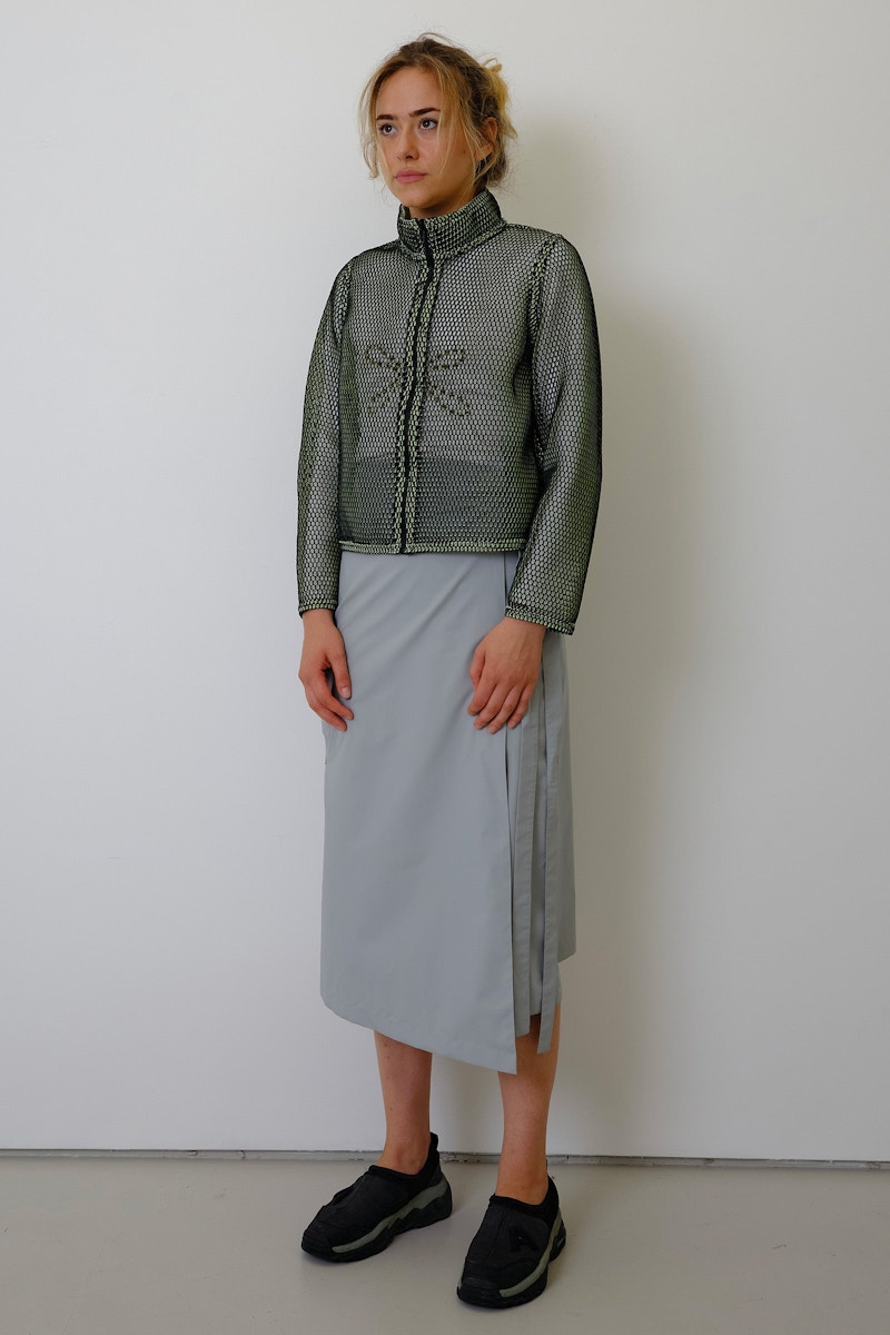 Momentary Detachment