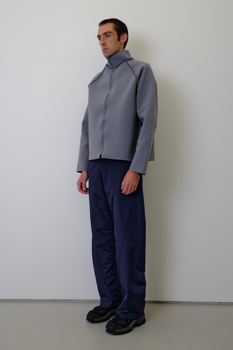 Momentary Detachment