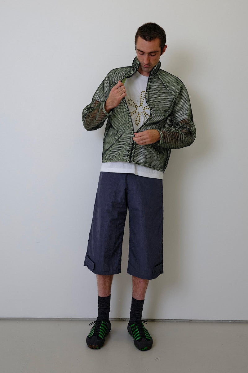 Momentary Detachment