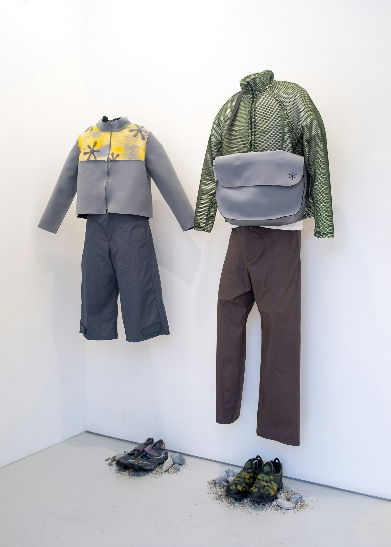 Momentary Detachment Installation