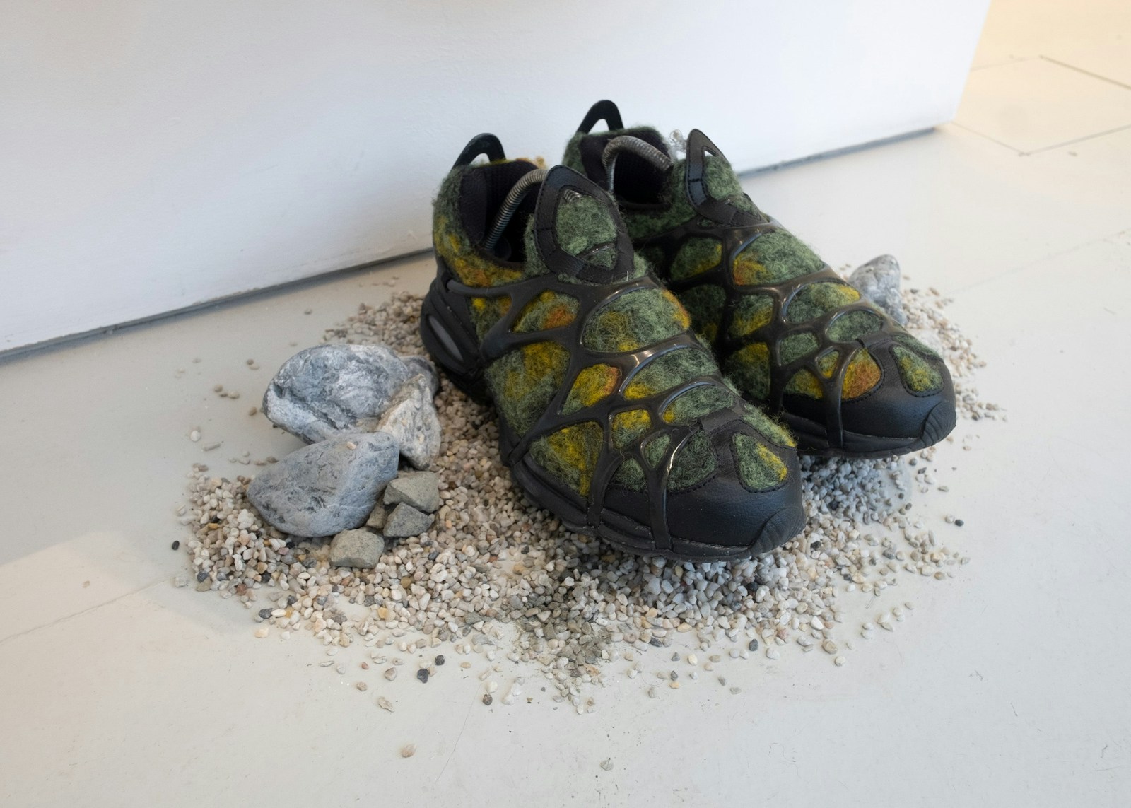 Momentary Detachment Installation