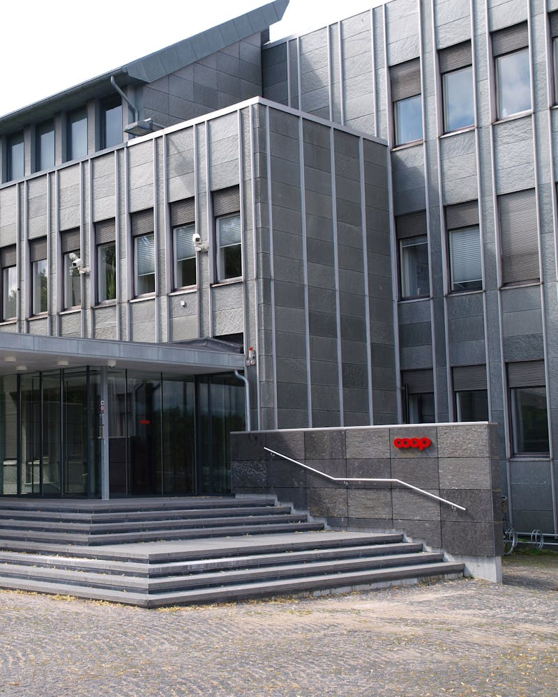 Facade of the COOP building in Albertslund, a ServiceNow client.