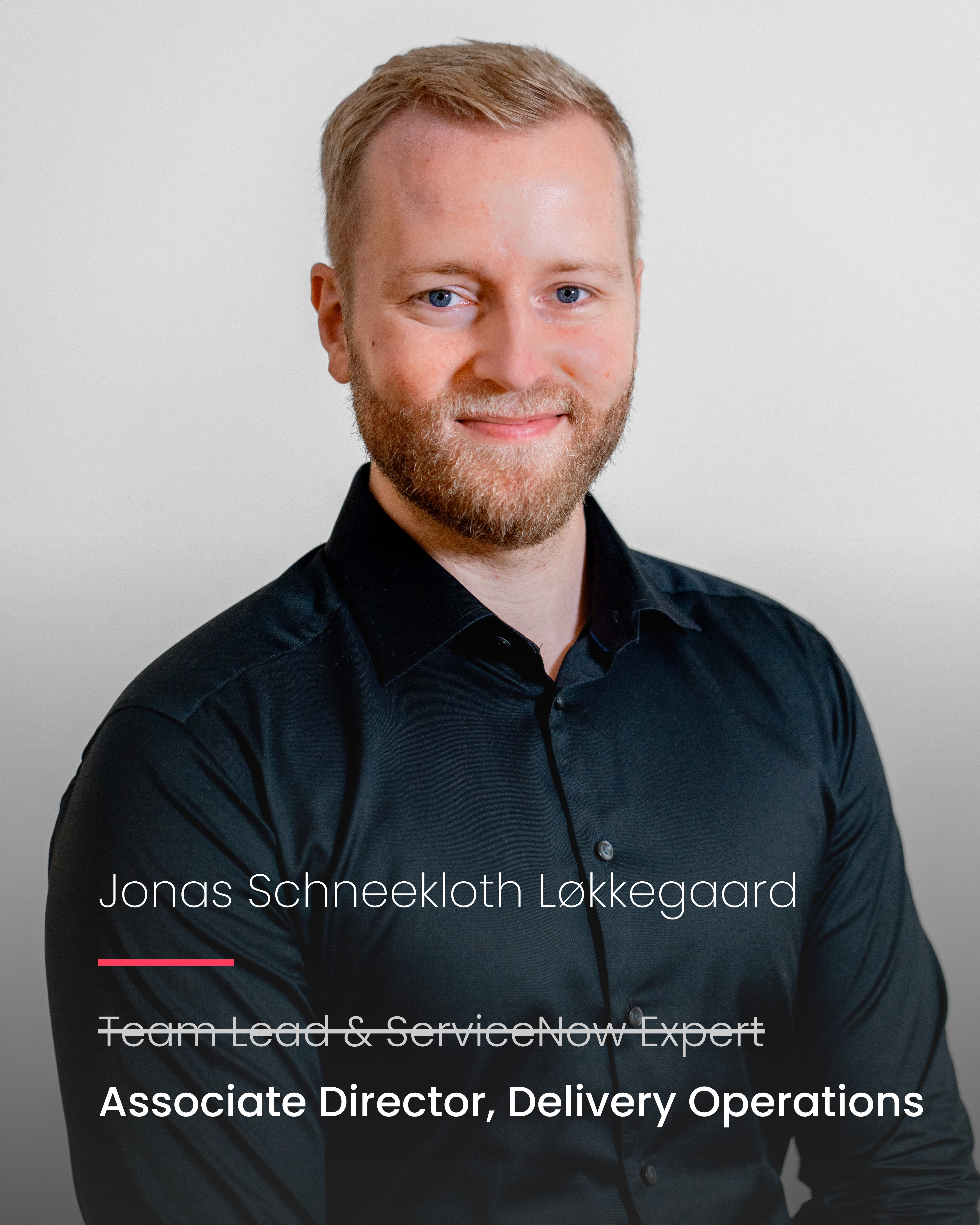 Professional portrait of Jonas Schneekloth Løkkegaard, ServiceNow Expert and Associate Director.